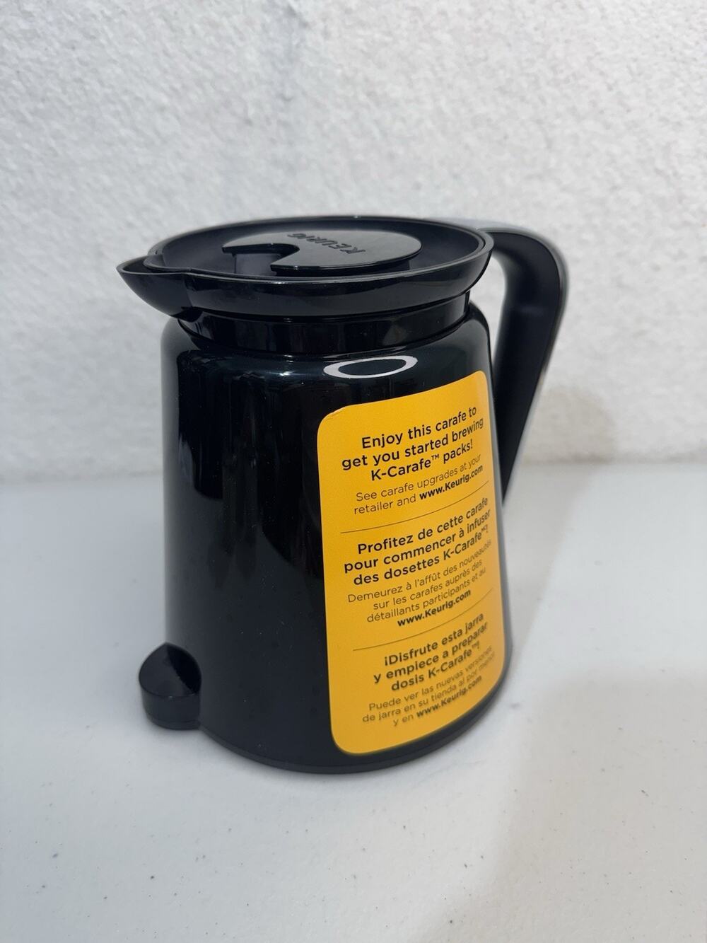 Keurig 2.0 Carafe Black 32 oz Pitcher Double-Walled Design Easy Pour Handle NEW